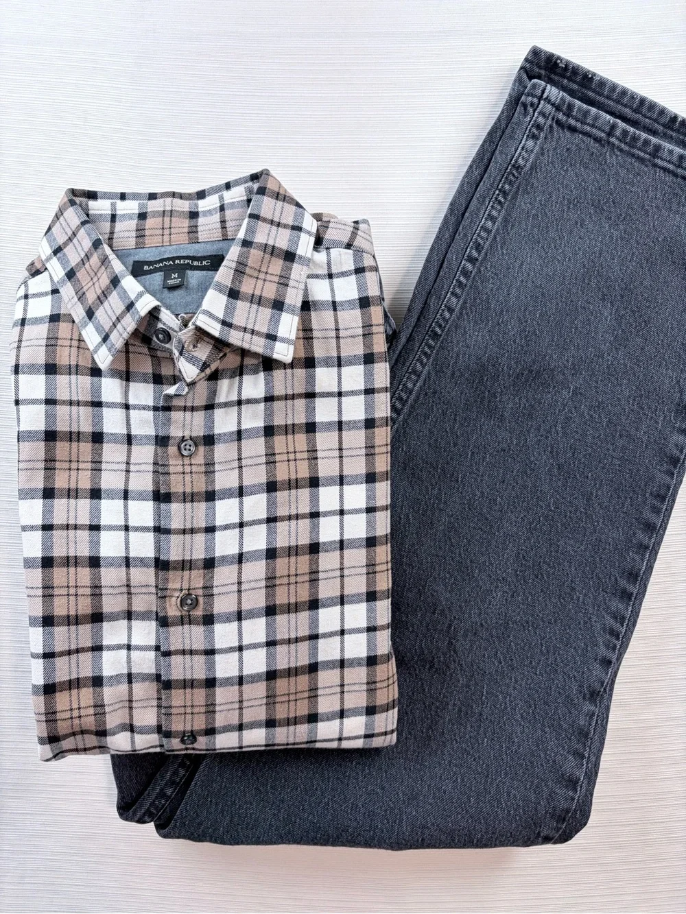 Banana Republic Tan & White Plaid Button-Down Shirt